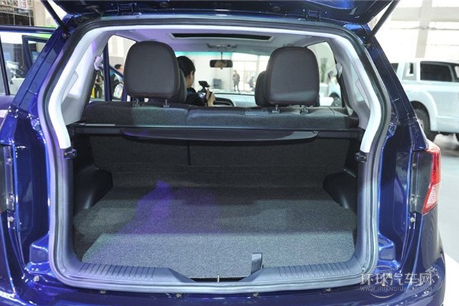 2014款 1.5T 自动两驱豪华型