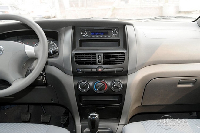 2013款 改款 1.5L 手动豪华型7座 国IV