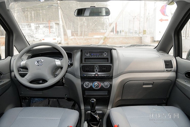 2013款 改款 1.5L 手动豪华型7座 国IV