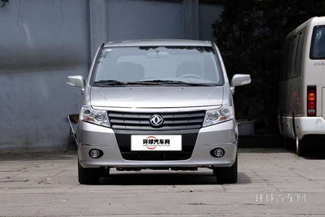 2012款 2.0L 自动豪华型7座