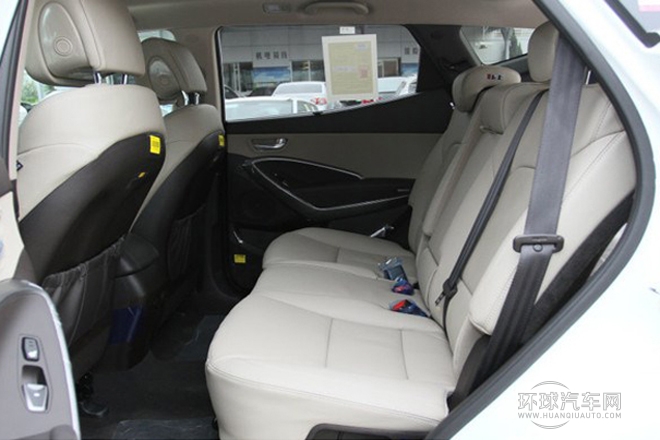 2013款 改款 3.0L 四驱尊享版 欧IV