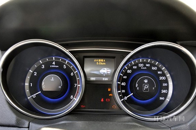 2013款 2.0L 自动至尊版