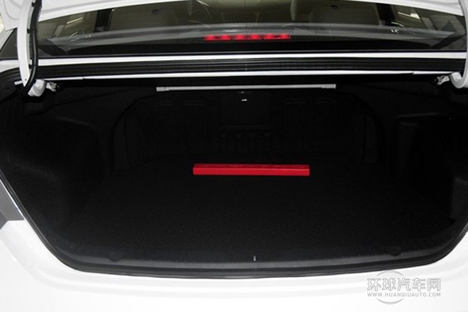 2013款 2.4L 自动领先版 国IV
