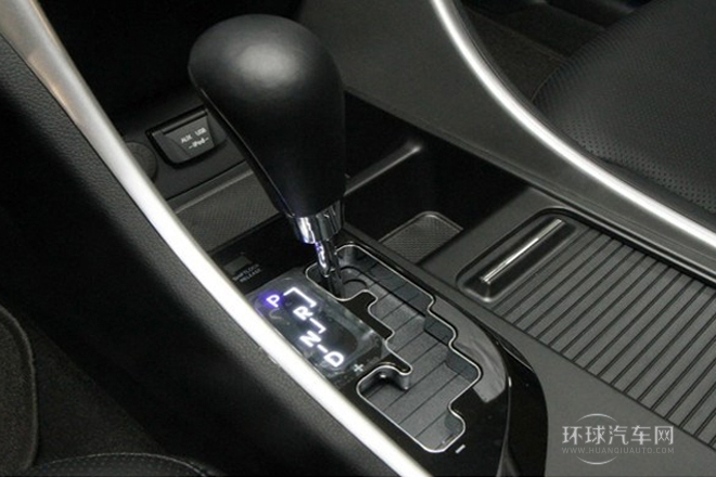 2013款 2.4L 自动领先版 国IV
