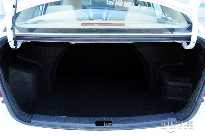 2014款 1.5L 手动标准型