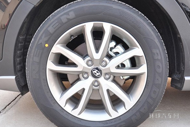 2013款 2.2T 四驱舒适版 7座