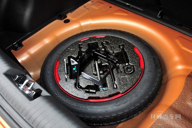 2011款 1.6L 自动尊享版