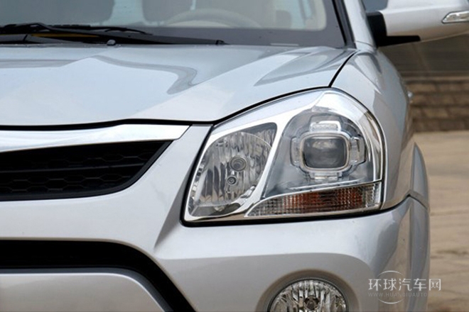 2013款 2.0L 自动两驱舒适型