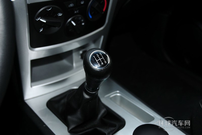 2011款 2.0L 两驱都市舒适版