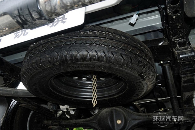 2013款 2.2T柴油两驱标准型ZD22TE