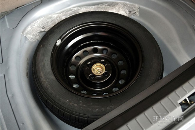 2012款 1.5L 手动豪华型