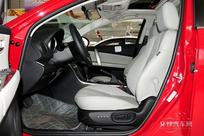 2012款 2.0L 自动豪华版