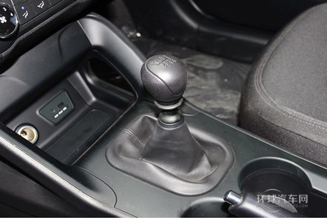2013款 2.0L 手动两驱舒适型GL 国V