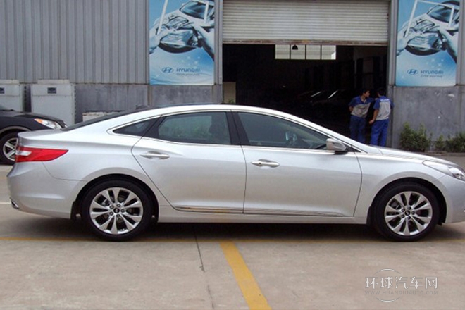 2011款 3.0L 旗舰型