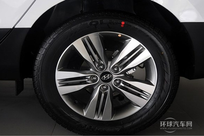 2013款 2.4L 自动两驱领先型GLX 国IV