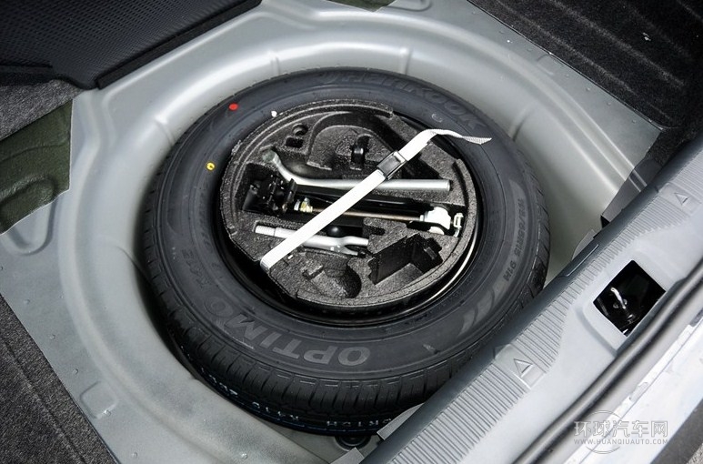 2014款 1.6L 手动逸俊版