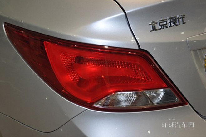 2014款 三厢 1.4L 自动顶级型TOP