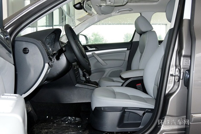 2014款 1.6L 自动逸俊版