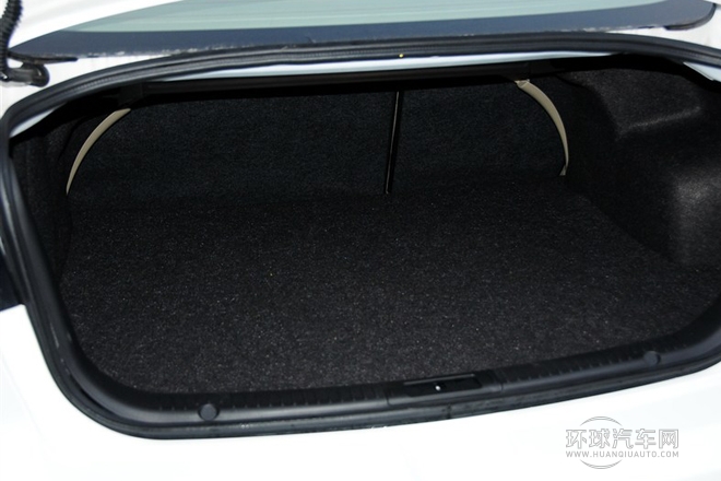 2012款 1.6L 手动经典标准型