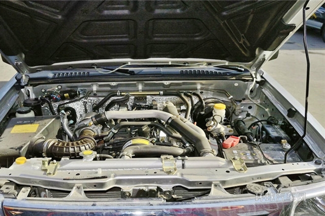 2013款 2.5T柴油两驱豪华型ZD25TCI