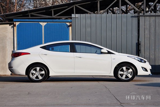 2012款 1.6L 手动时尚型