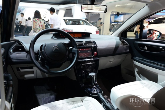 2014款 1.6L 自动车载互联版