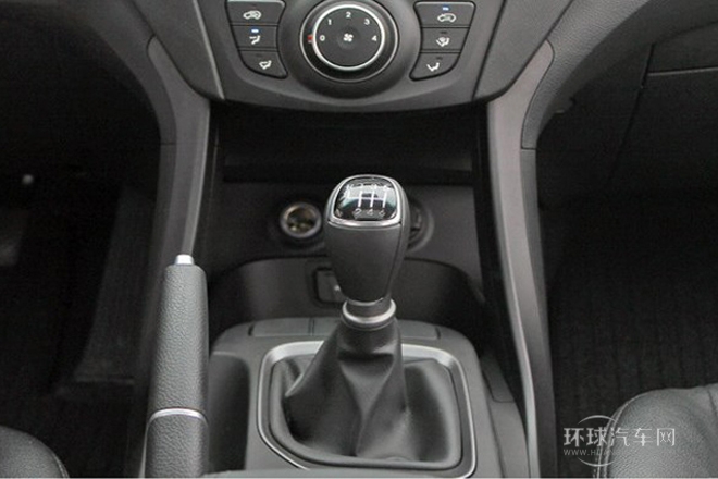 2013款 2.4L 手动两驱舒适型