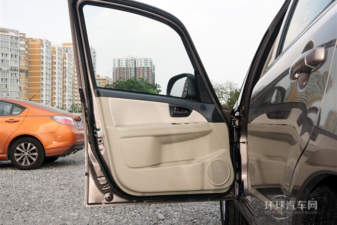 2012款 1.6L 手动实用升级版