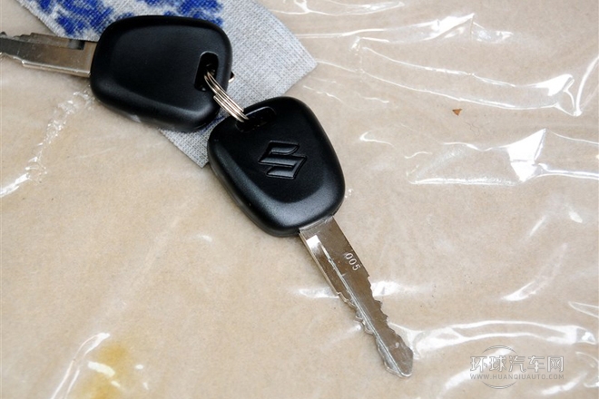 2012款 1.6L 自动实用型