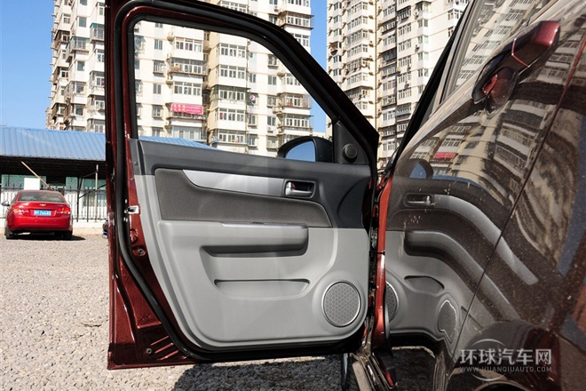 2013款 1.5L 自动标准版