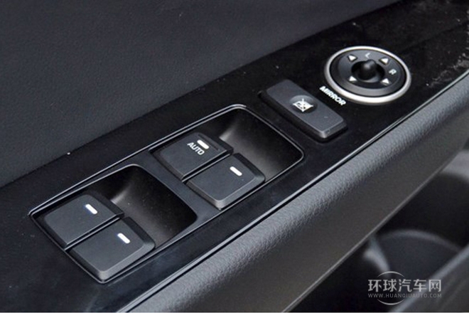 2014款 1.8L 自动智能型