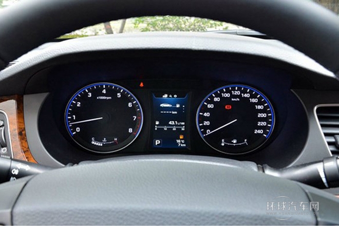 2014款 2.0L 自动至尊型