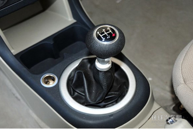 2012款 冠军版 1.3L 手动标准型