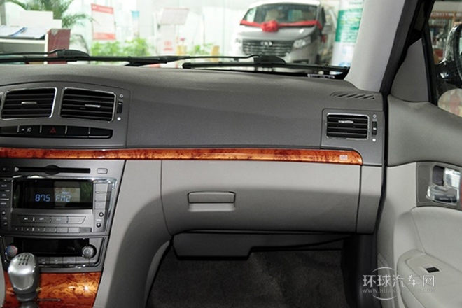 2012款 1.8L 手动精英型
