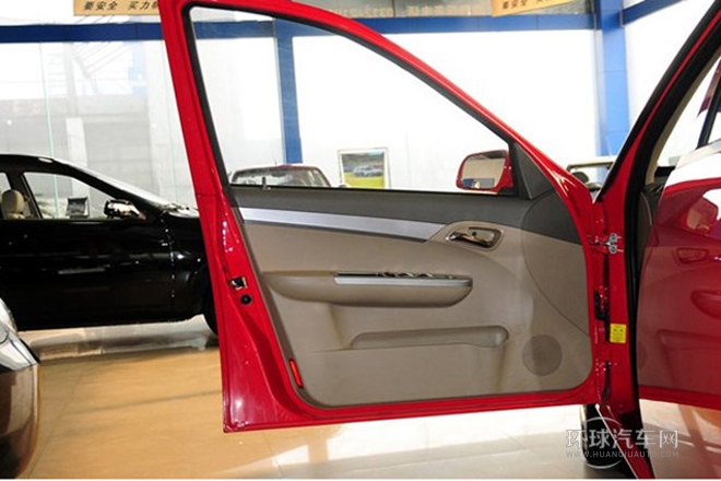 2012款 520i悦行版 1.3L 实用型