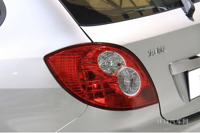 2011款 520i 1.3L 舒适型