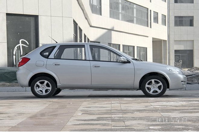 2011款 520i 1.3L 舒适型