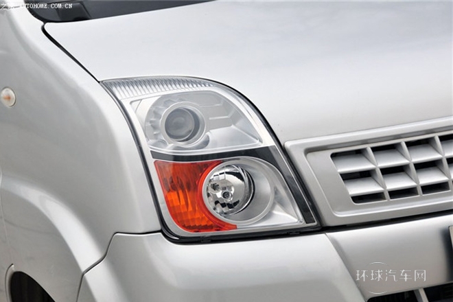 2011款 1.0L舒适型LF465Q5