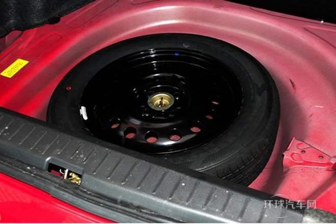 2012款 1.5L 手动豪华型