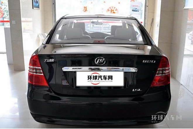 2012款 1.5L 手动旗舰型CNG