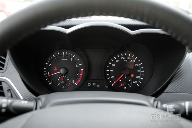 2014款 1.6L 自动舒适型