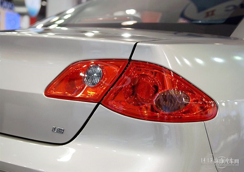 2006款 1.8L 手动豪华型