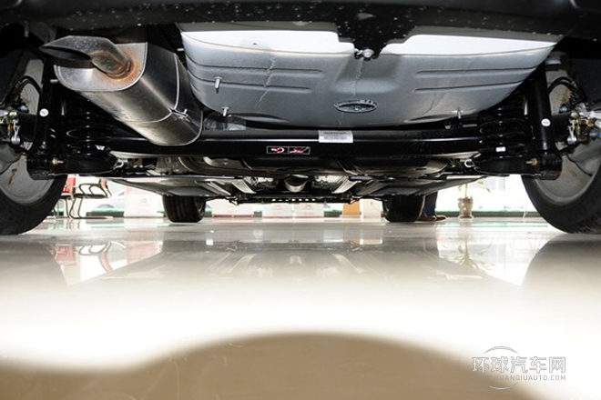 2013款 两厢 1.6L 手动乐尚型