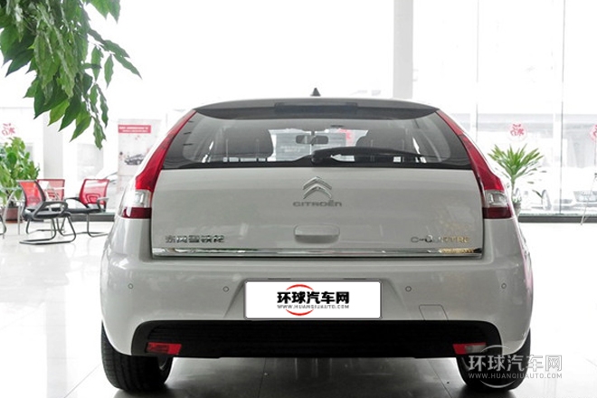 2013款 两厢 1.6L 手动乐尚型