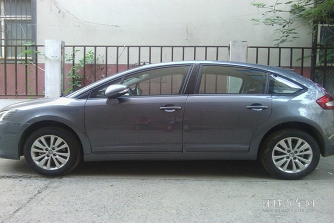 2013款 两厢 1.6L 手动乐尚型