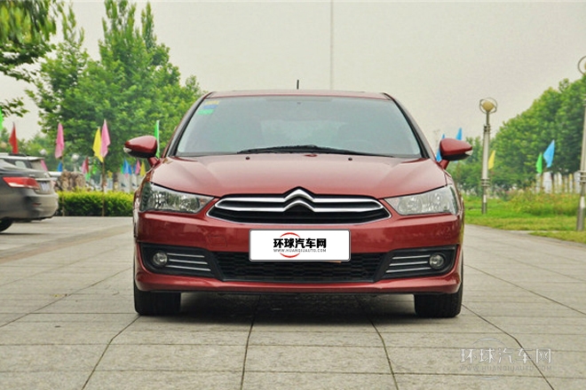 2013款 两厢 1.6L 自动乐享型