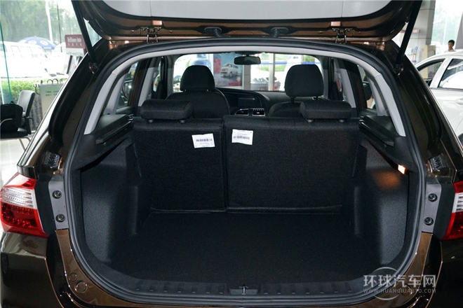 1.5T 手动两驱运动型