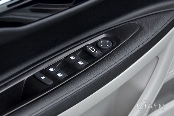 2013款 三厢 1.6L 自动品享型