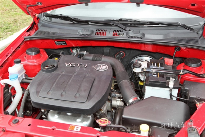 2012款 三厢 1.5L 自动豪华型