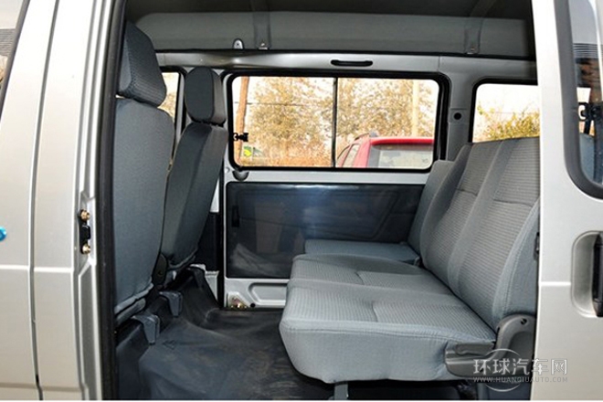 2010款 1.1L新版标准型I短车身